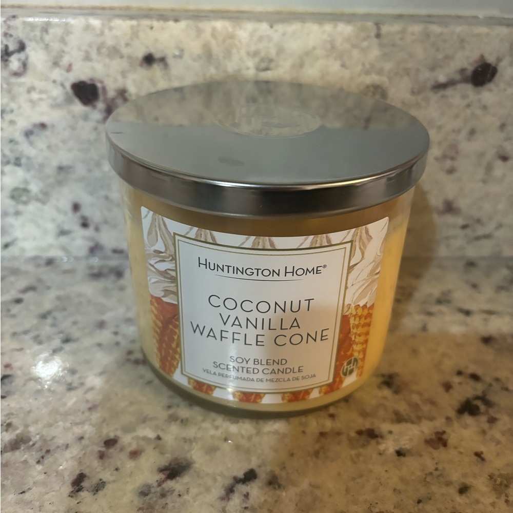 Huntington Home 3 wick Candle Coconut Vanilla Waffle Cone Brand new never used